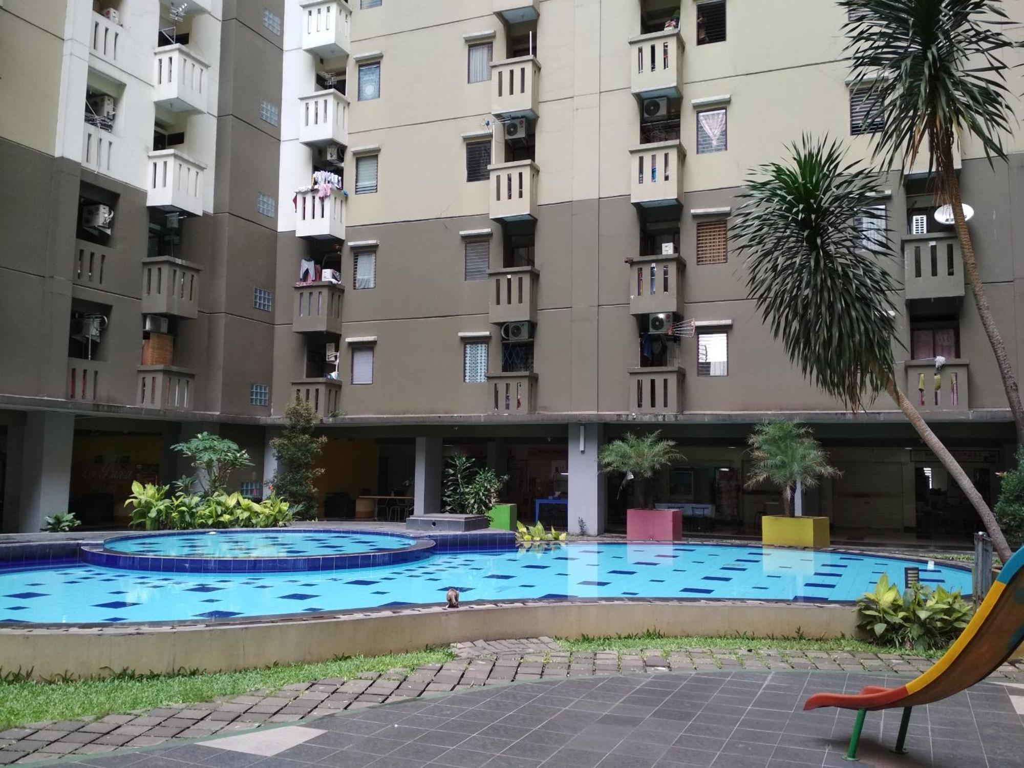 Apartemen Strategic 2br Gateway Ahmad Yani Cicadas By Travelio Bandung