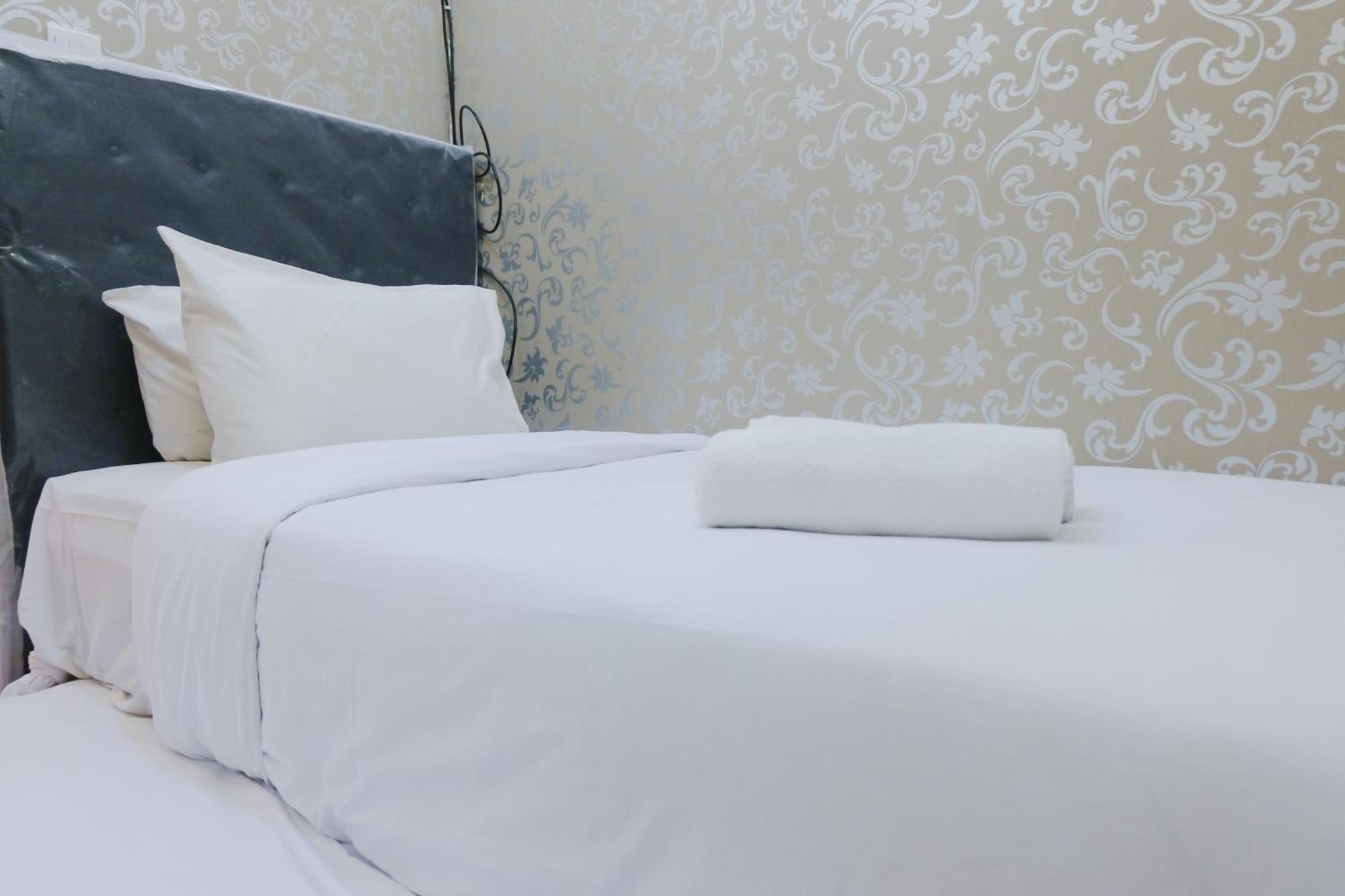 Strategic 2br Gateway Ahmad Yani Cicadas By Travelio * Bandung